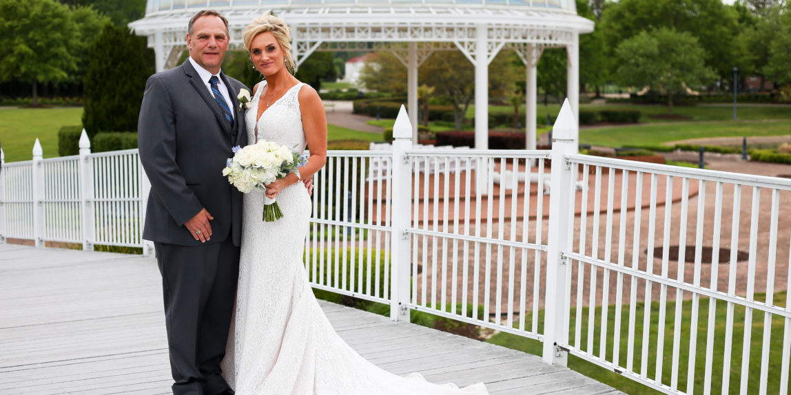 Golf Course Wedding Oneofakind Photography Virginia Beach Wedding Photographer Hampton Roads Engagement Photos