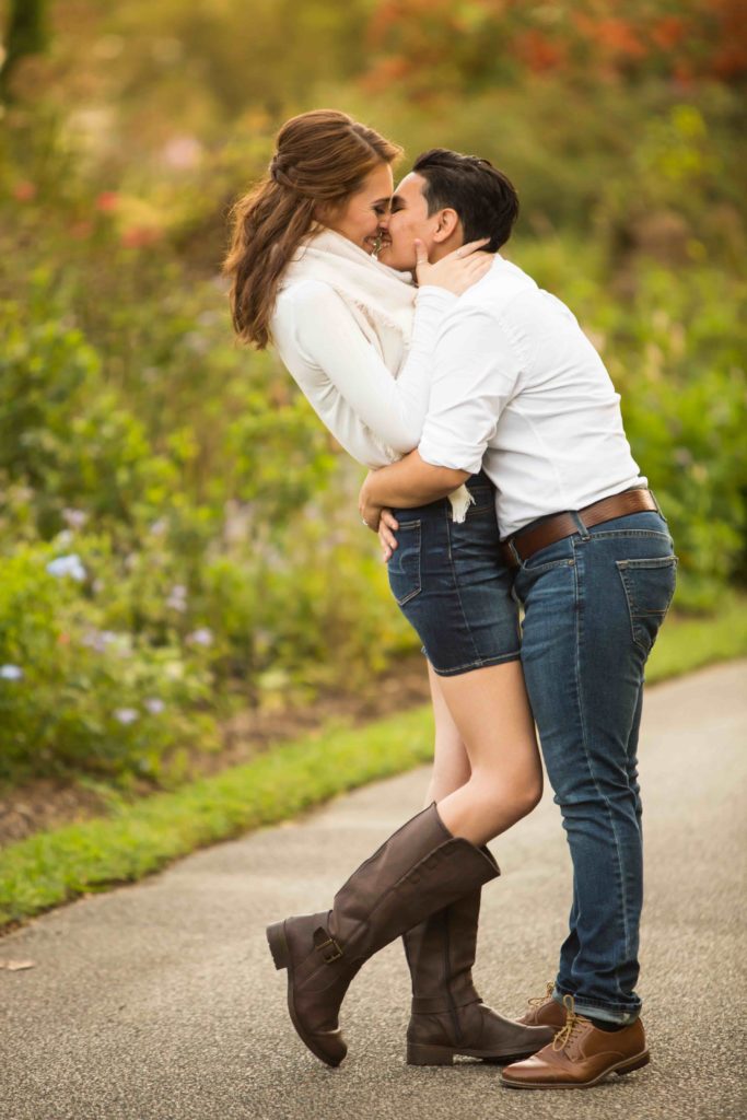 Norfolk Botanical Gardens Engagement Photos Oneofakind Photography