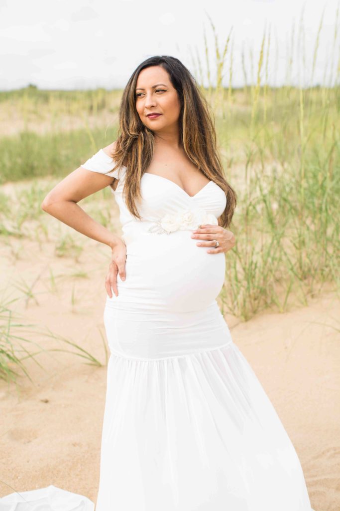 Virginia Beach Oceanfront Maternity Photos Oneofakind Photo-12